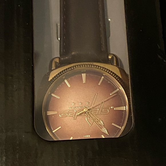 Washington Capitals NHL Classic Series Watch - Game Time - Picture 2 of 8